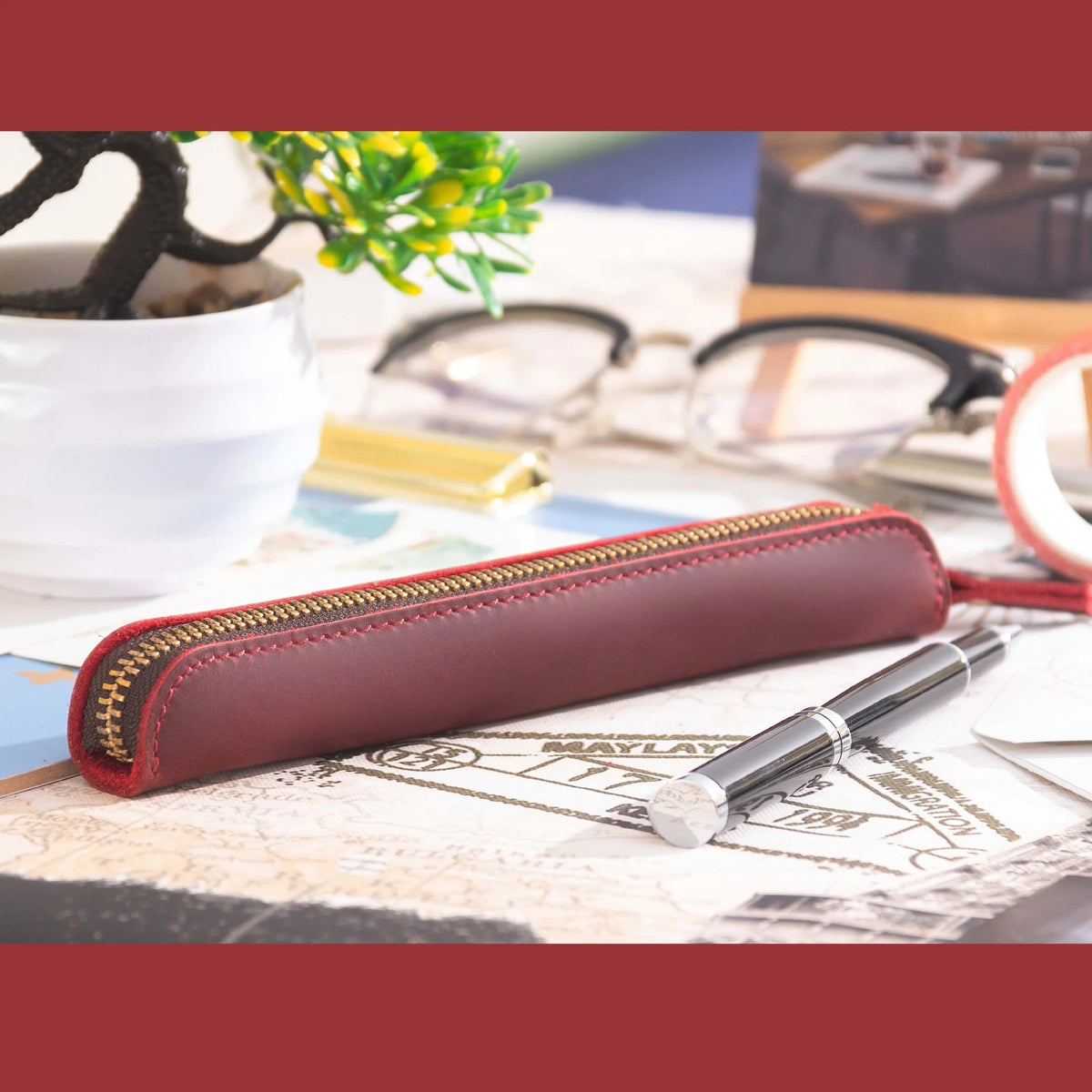 Pencil Case Leather Zipper Closure Compact Lightweight Design