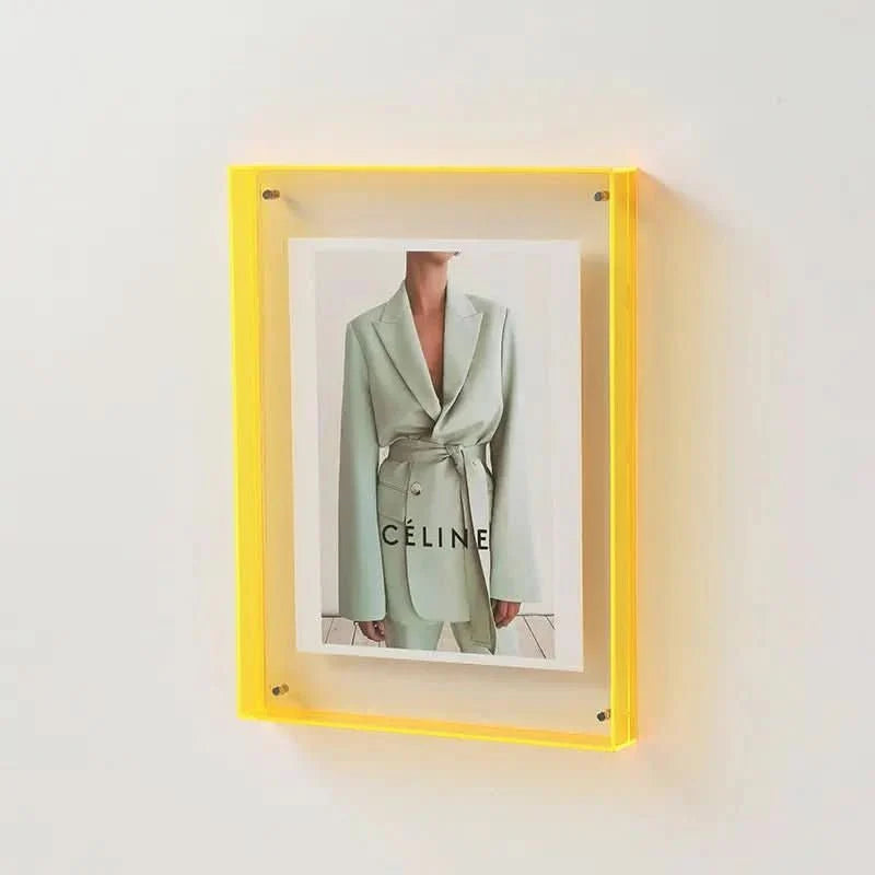 Photo Frame Transparent Acrylic Floating Display Effect