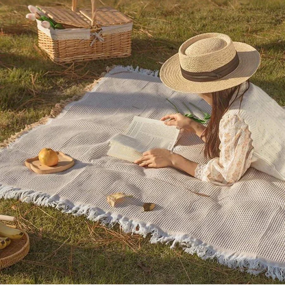 Picnic Blanket Woven Plaid Lightweight Foldable with Tassel Trim