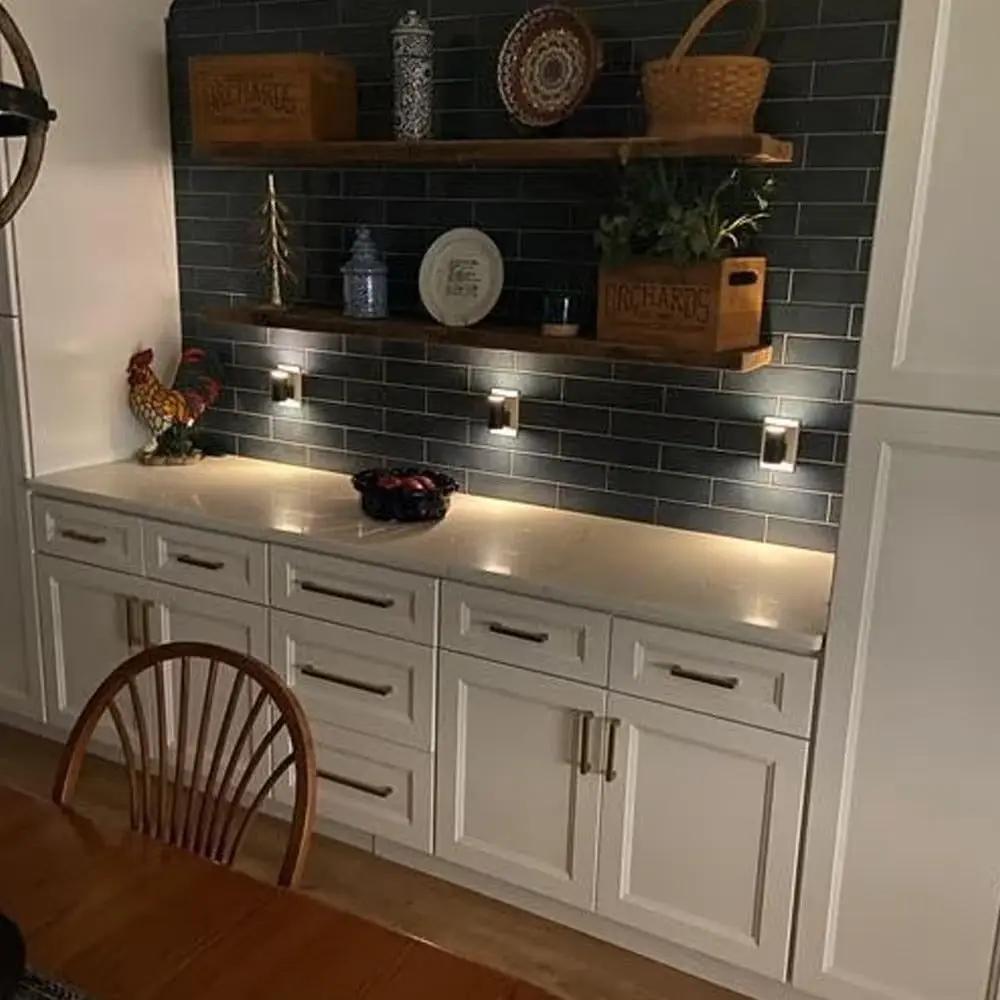 Plug-In Night Light Dusk Sensor & Stepless Dimmer Warm White