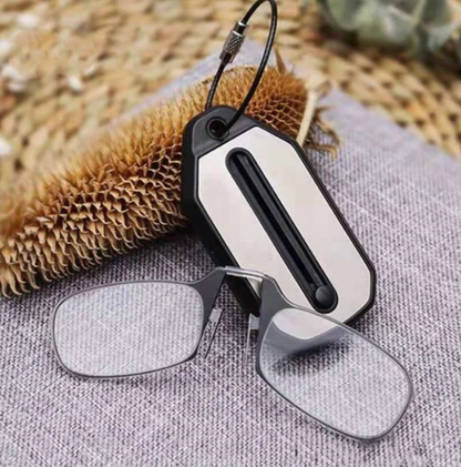 Reading Glasses Foldable Keychain Case Nitinol Temples
