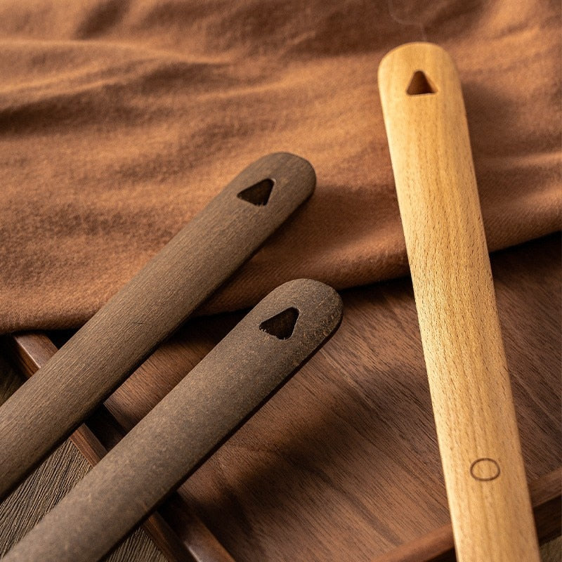 Shoe Horn 50 cm Wooden Magnetic Storage