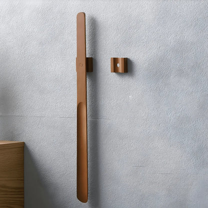 Shoe Horn Extra-Long Walnut Wood With Integrated Magnet