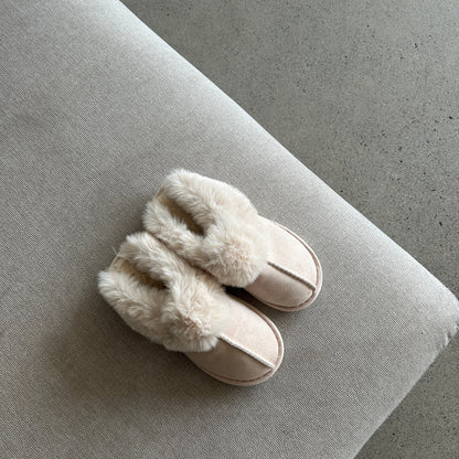 Slippers Vegan Faux Fur Upper Rubber Sole Indoor Outdoor Wear