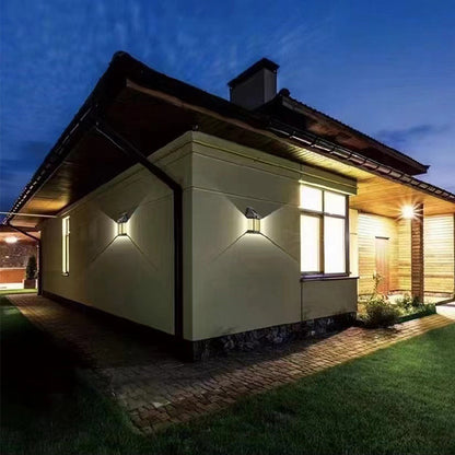 Solar Wall Light Motion Sensor Weatherproof 12-Hour Runtime