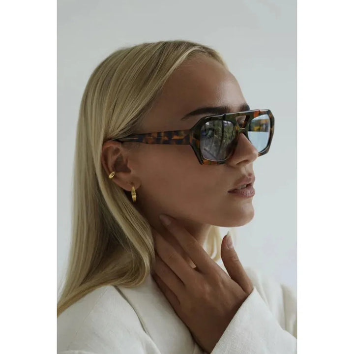 Sunglasses Hexagonal Frame Tortoiseshell Gradient Lenses