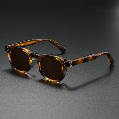 Sunglasses UV400 Scratch-Resistant Lenses & Lightweight Frame