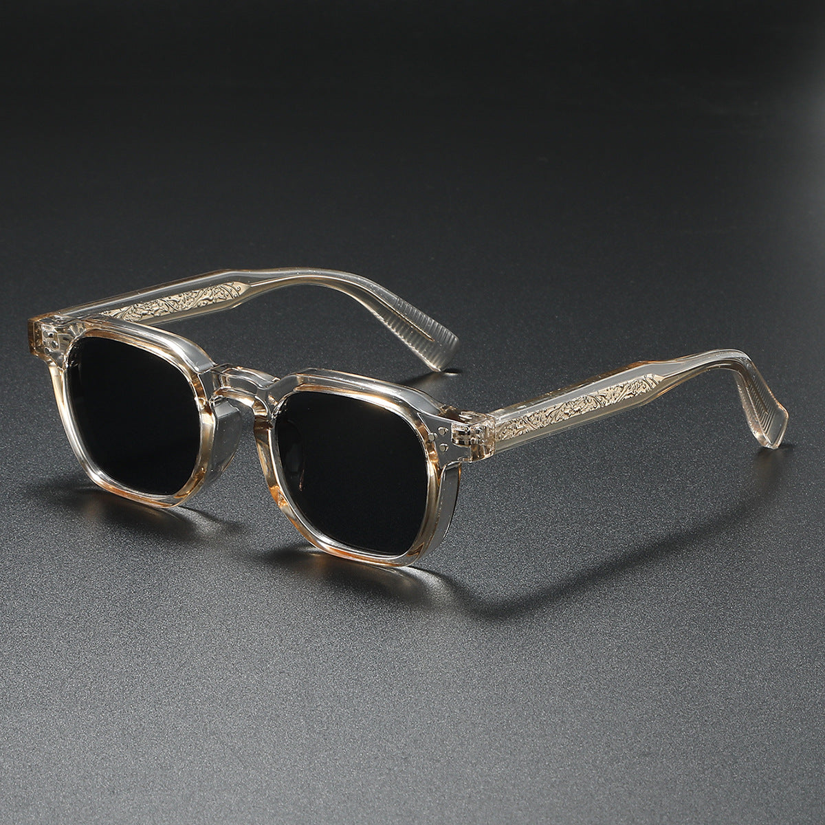 Sunglasses UV400 Scratch-Resistant Lenses & Lightweight Frame