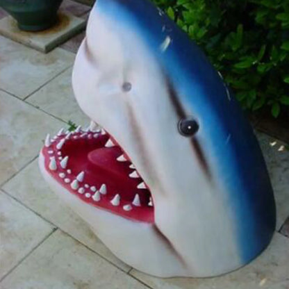 Swamp Gator Statue for Garden Ornamentation