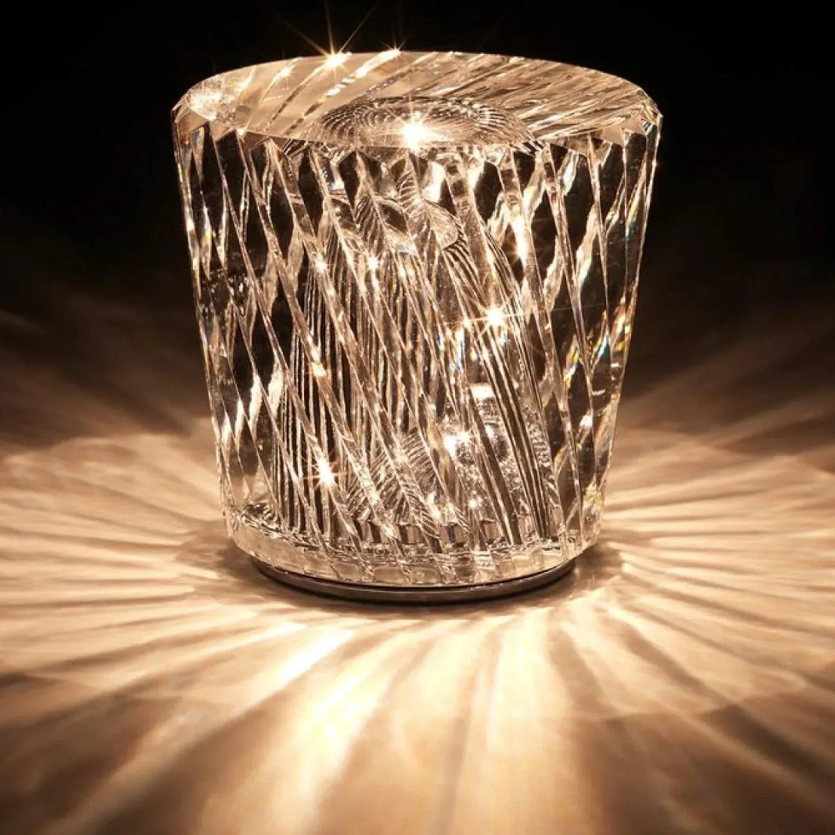 Table Lamp Diamond-Cut USB Rechargeable 12-Hour Runtime
