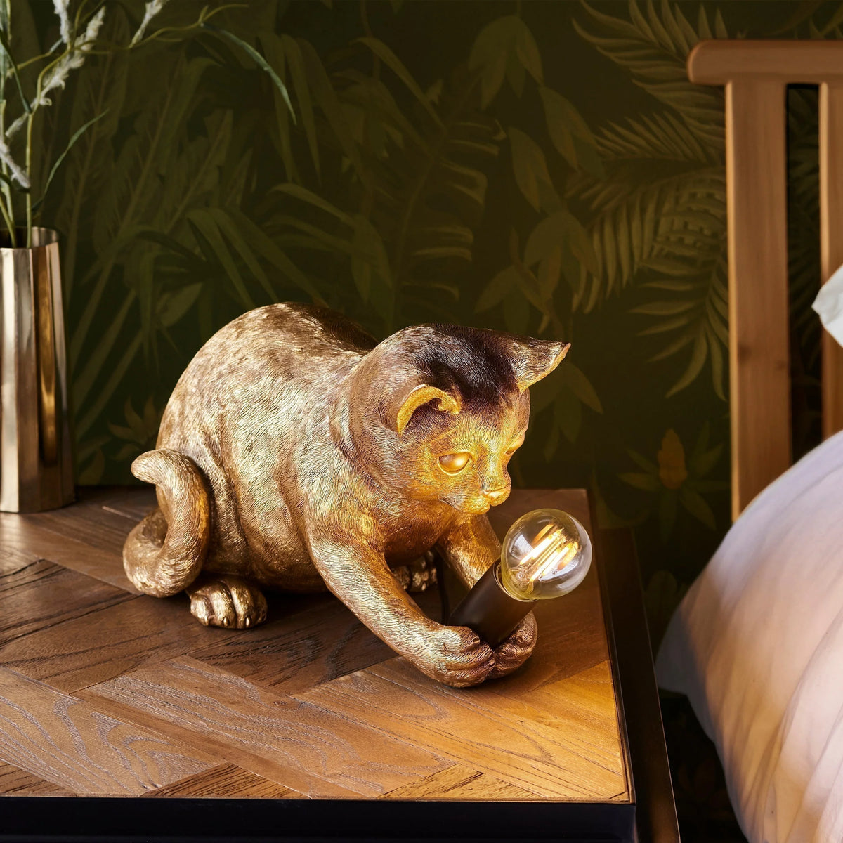 Table Lamp Kitten Design Resin With Inline Switch