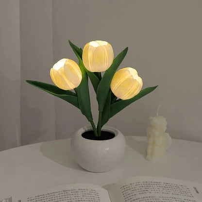 Table Lamp Lifelike Tulip USB-Powered Warm LED