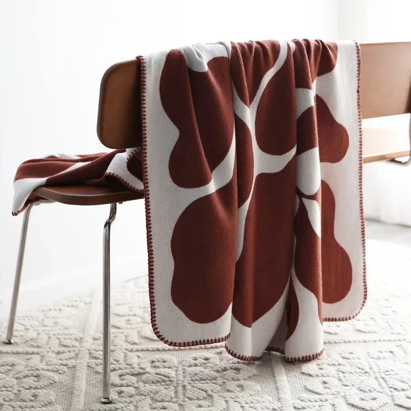 Throw Blanket Cashmere-Like Jacquard Lightweight 130 × 180 cm