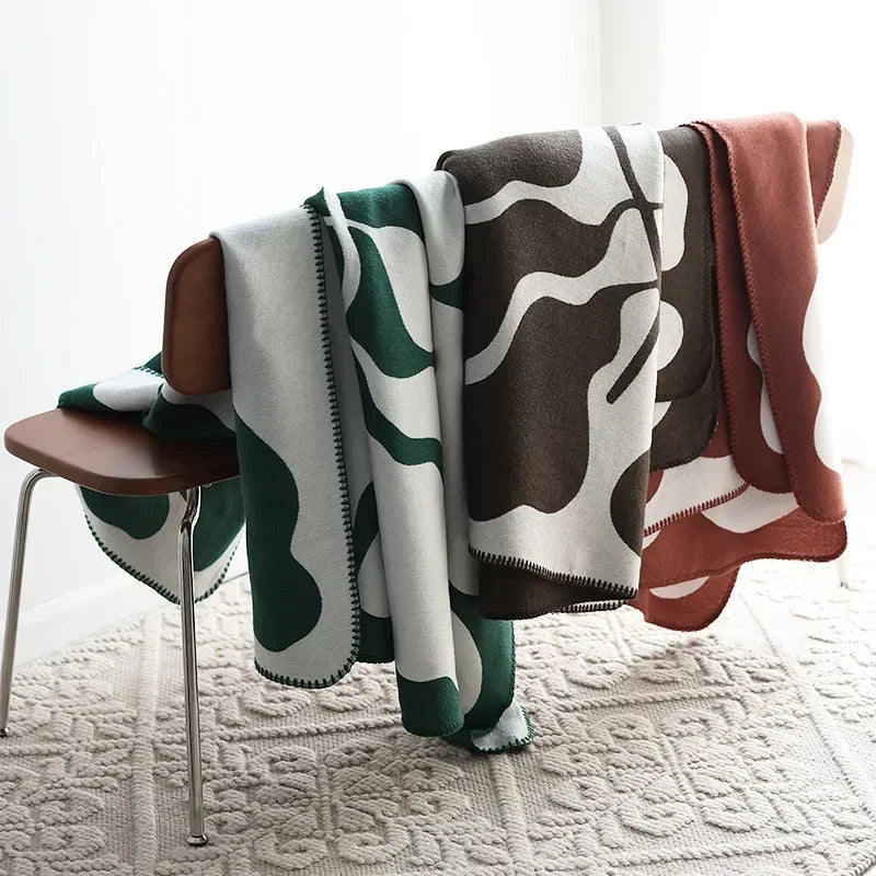 Throw Blanket Cashmere-Like Jacquard Lightweight 130 × 180 cm