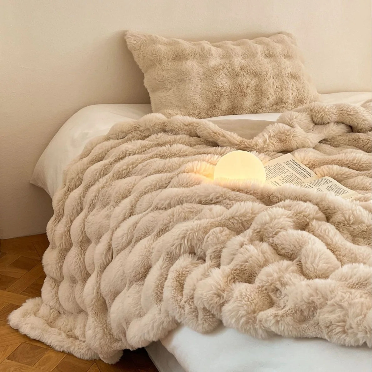 Throw Blanket Faux Fur Plush Lightweight Warmth