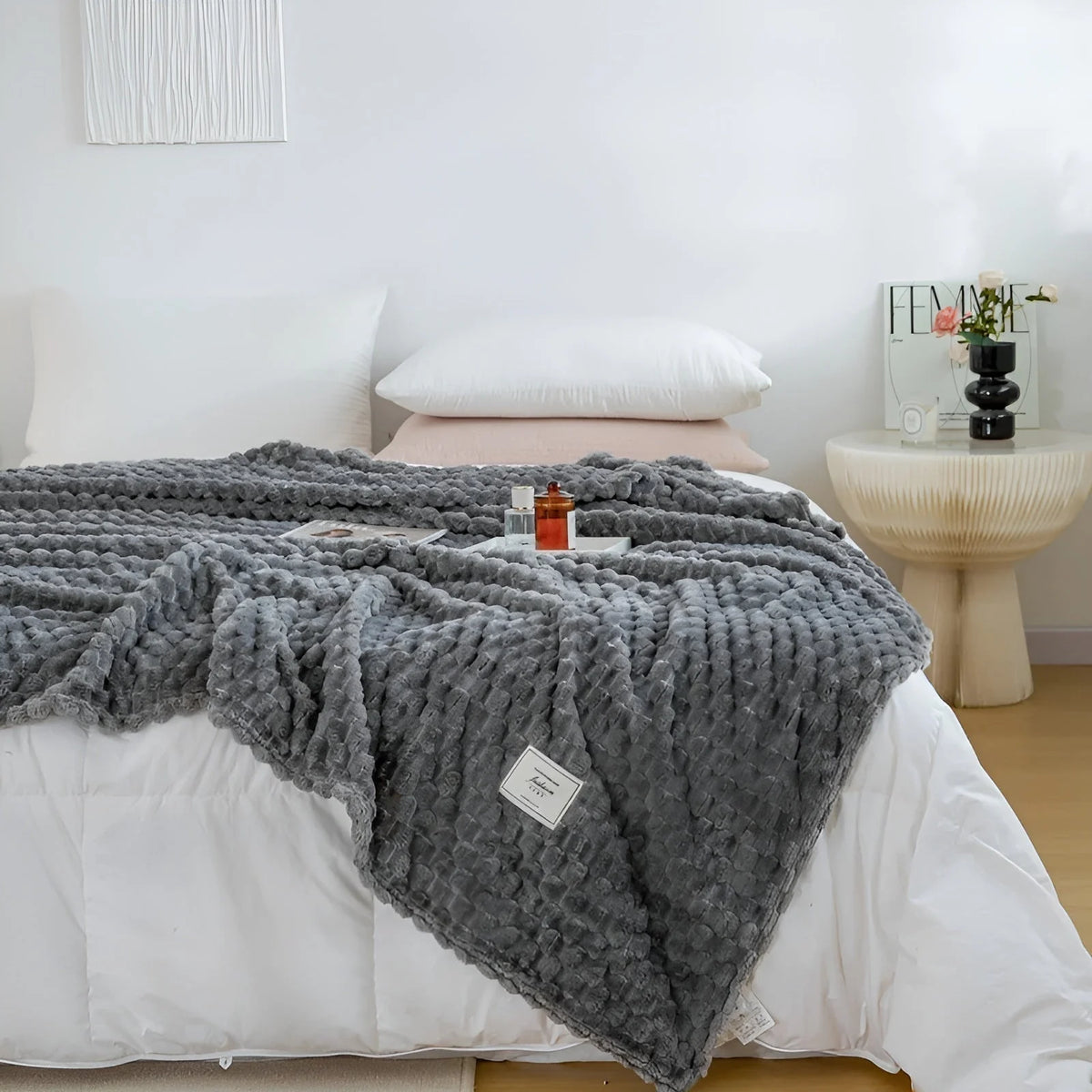 Throw Blanket Quilted Microfiber Lightweight & Warm