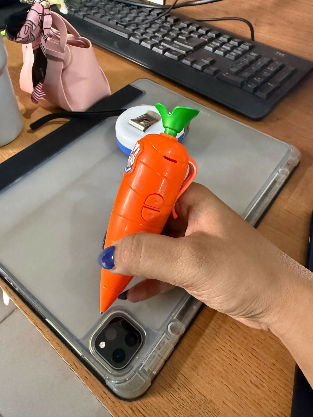 Voice Recording Pen Carrot-Shaped One-Button