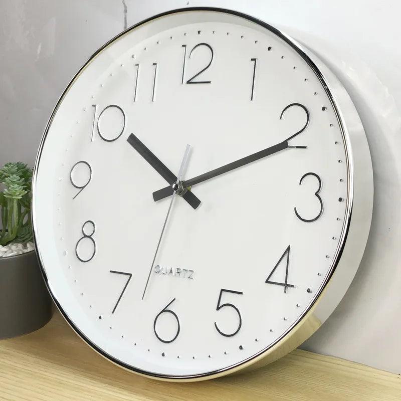 Wall Clock Silent Quartz Movement 11.8-Inch Easy-Read Dial & Glass Cover