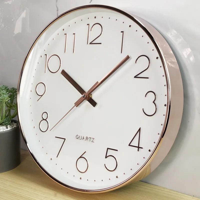 Wall Clock Silent Quartz Movement 11.8-Inch Easy-Read Dial & Glass Cover