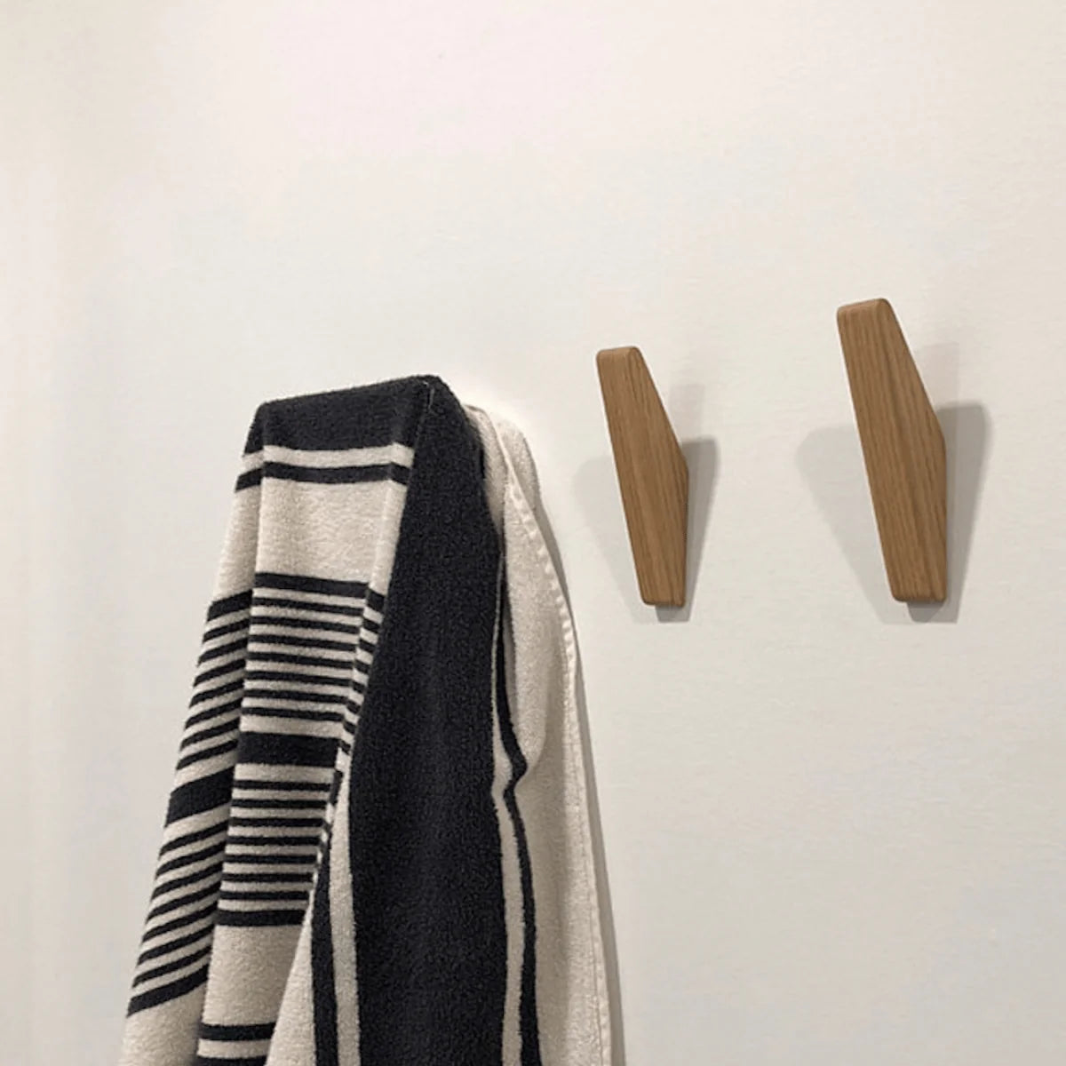 Wall Hook Solid Wood Two-Tone Finish