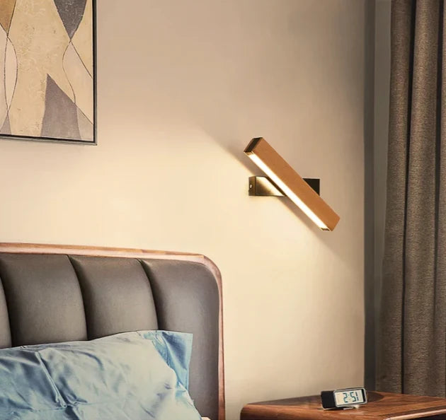 Wall Lamp 360° Swivel Integrated LED Wood & Aluminum
