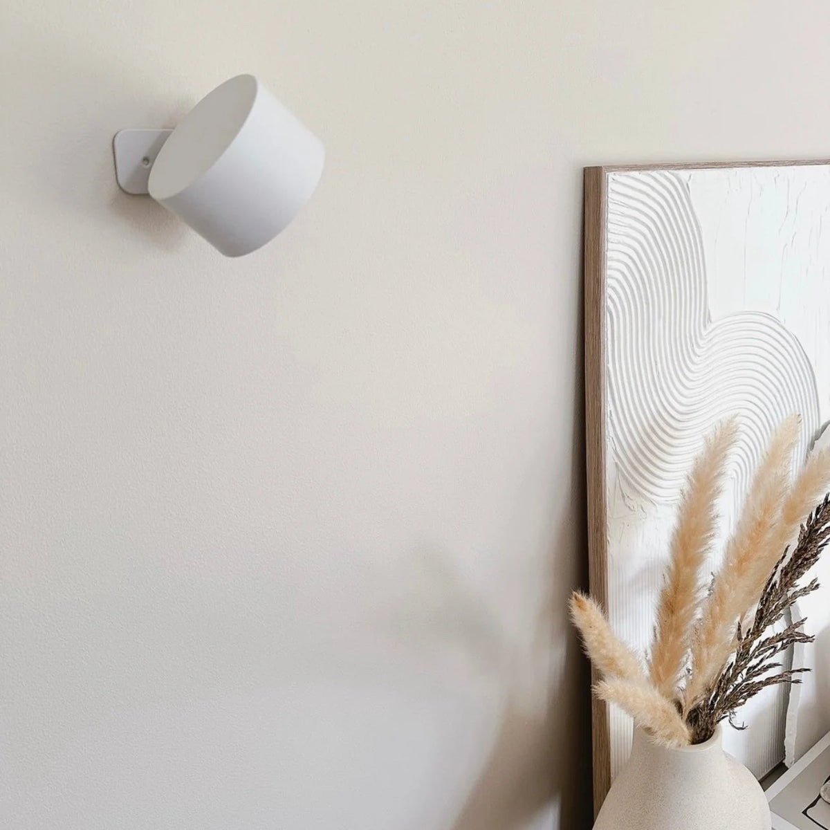Wall Light 360° Rotating Head USB-C Rechargeable Touch Dimming