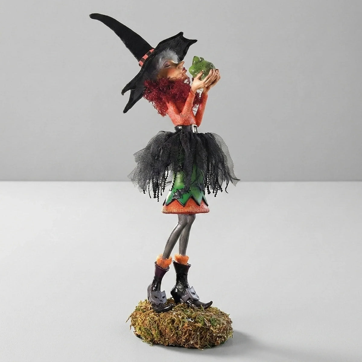 Witch Figurine Handcrafted Resin Halloween Décor