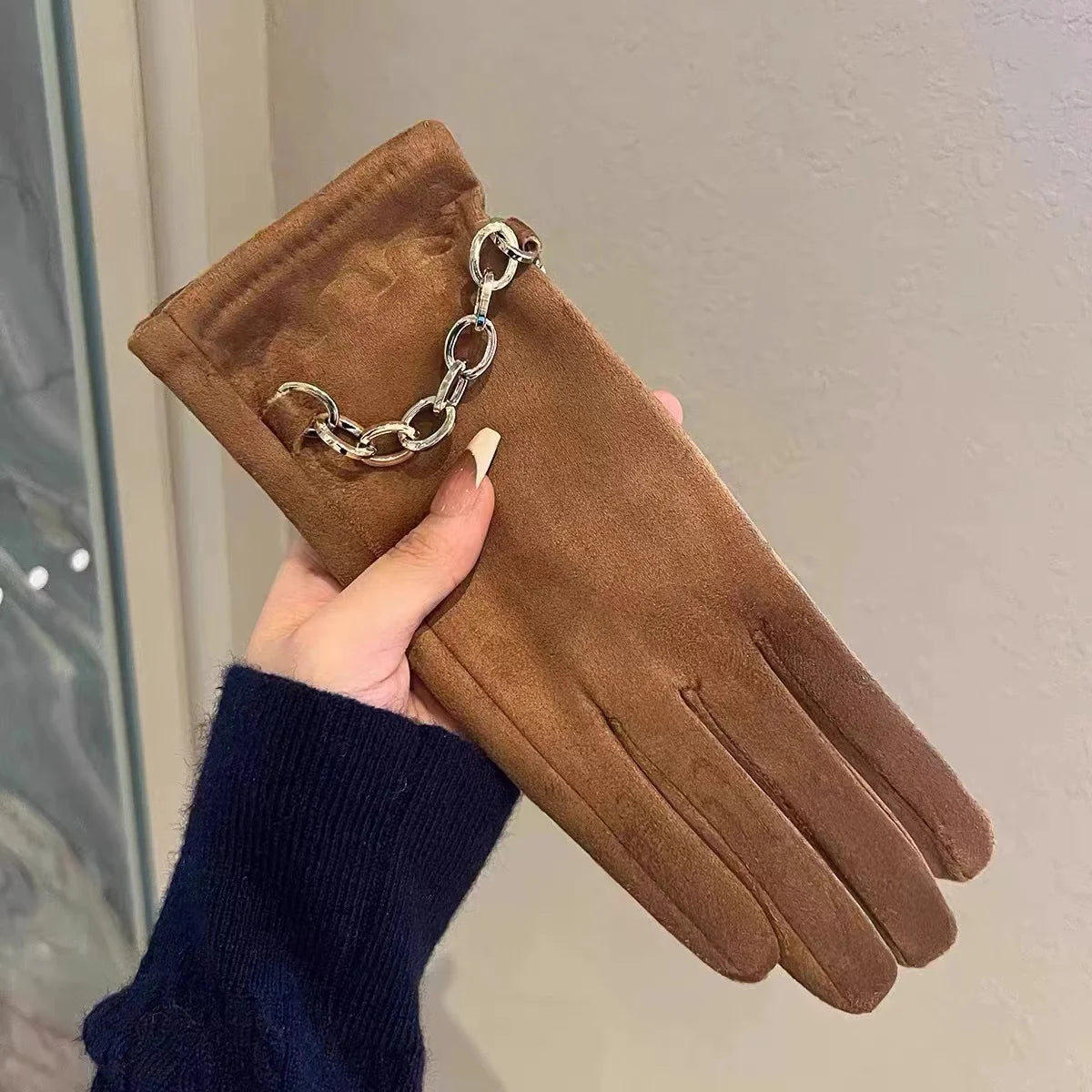 Women's Leather Gloves Touchscreen Compatible Buckle Detail