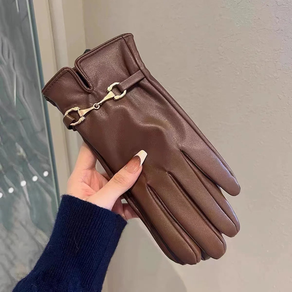 Women's Leather Gloves Touchscreen Compatible Buckle Detail