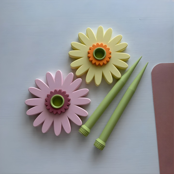 Yarn Holder Rotating Spindle Stable Base Floral Design