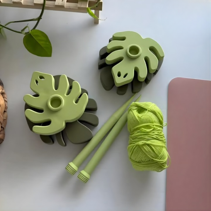 Yarn Holder Rotating Spindle Stable Base Floral Design